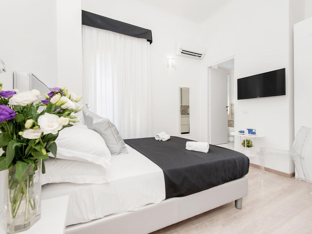 Black Rooms Colosseo روما الغرفة الصورة