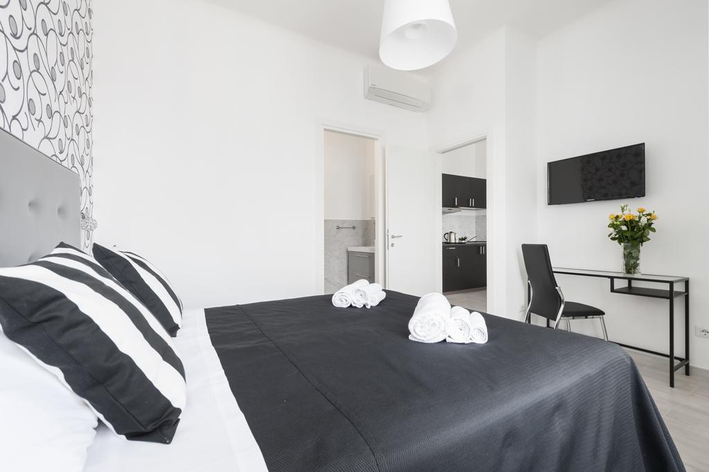 Black Rooms Colosseo روما المظهر الخارجي الصورة